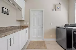 1797 Gulfstream Way, West Palm Beach, FL 33411 - Photo 11