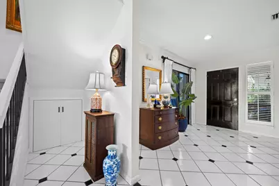 5610 SE Foxcross Place, Stuart, FL 34997 - Photo 7