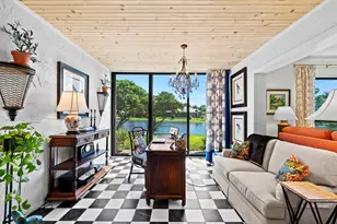 5610 SE Foxcross Pl, Stuart, FL 34997 - Photo 13