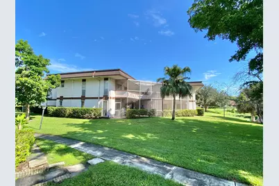 7 Greenway N #211, Royal Palm Beach, FL 33411 - Photo 11