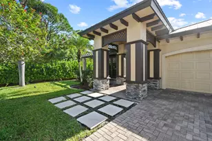 10405 SE Slash Pine Ct, Hobe Sound, FL 33455 - Photo 7