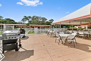 2600 SE Ocean Blvd, Stuart, FL 34996 - Photo 23