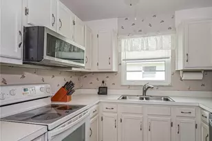 1 Vista Palm Ln, Vero Beach, FL 32962 - Photo 5