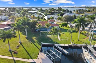 2807 NW St Lucie Ln, Stuart, FL 34994 - Photo 31