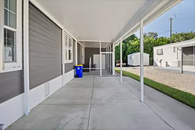 8328 SE Swan Avenue, Hobe Sound, FL 33455 - Photo 5