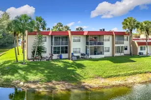 235 Lake Dora Dr, West Palm Beach, FL 33411 - Photo 29