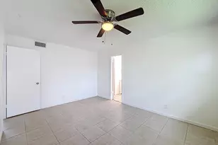 235 Lake Dora Dr, West Palm Beach, FL 33411 - Photo 17