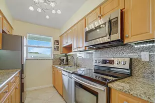 202 High Point Terrace W, Delray Beach, FL 33445 - Photo 15
