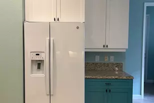 385 NW Sheffield Cir, Port Saint Lucie, FL 34983 - Photo 9