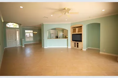 385 NW Sheffield Circle, Port Saint Lucie, FL 34983 - Photo 5