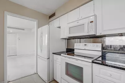 132 Lakeshore Drive #1117, North Palm Beach, FL 33408 - Photo 13