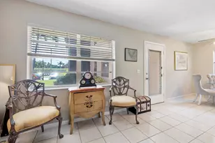 157 Flanders D, Delray Beach, FL 33484 - Photo 5