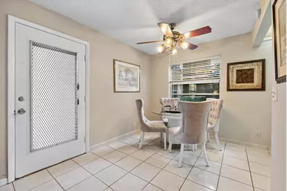 157 Flanders D, Delray Beach, FL 33484 - Photo 9