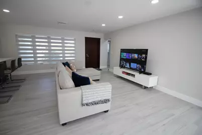 2548 SE 14th Street E #2548 Se 14th St, Pompano Beach, FL 33062 - Photo 9