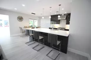 2548 SE 14th Street E, Pompano Beach, FL 33062 - Photo 19