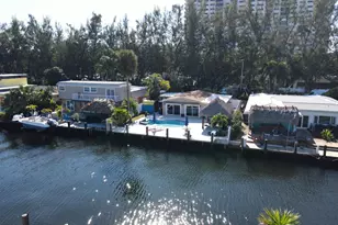 2548 SE 14th Street E, Pompano Beach, FL 33062 - Photo 51