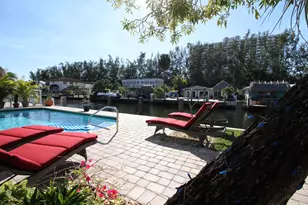 2548 SE 14th Street E, Pompano Beach, FL 33062 - Photo 73