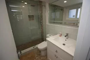 2548 SE 14th Street E, Pompano Beach, FL 33062 - Photo 27
