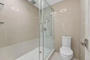 8450 Casa Del Lago, Boca Raton, FL 33433 - Photo 23