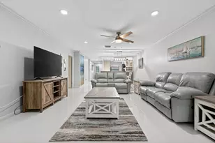 8450 Casa Del Lago, Boca Raton, FL 33433 - Photo 13