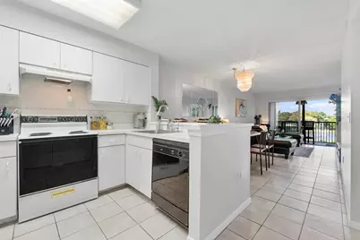 2236 N Cypress Bend Drive #311, Pompano Beach, FL 33069 - Photo 9