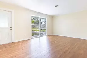 1010 SE Euclid Ln, Port Saint Lucie, FL 34983 - Photo 5