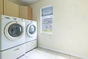 1010 SE Euclid Ln, Port Saint Lucie, FL 34983 - Photo 19