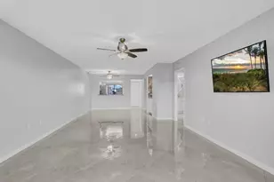 3200 Twin Lakes Terrace, Fort Pierce, FL 34951 - Photo 7