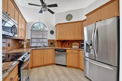 5187 Europa Drive #P, Boynton Beach, FL 33437 - Photo 11