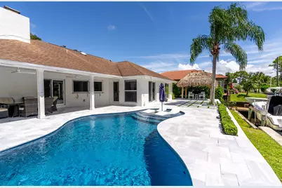 9524 SE Cove Point Street, Jupiter, FL 33469 - Photo 19