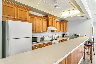 1901 Indian River Boulevard #E105, Vero Beach, FL 32960 - Photo 37