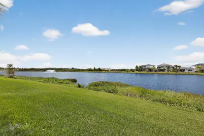 10033 Regency Way, Palm Beach Gardens, FL 33412 - Photo 5