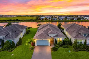 10033 Regency Wy, Palm Beach Gardens, FL 33412 - Photo 7