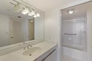 100 Lakeshore Dr, North Palm Beach, FL 33408 - Photo 27