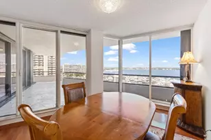 100 Lakeshore Dr, North Palm Beach, FL 33408 - Photo 9