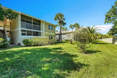 1548 SE Royal Green Circle #M108, Port Saint Lucie, FL 34952 - Photo 19