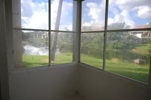 198 Lake Evelyn Dr, West Palm Beach, FL 33411 - Photo 23