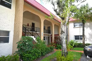 198 Lake Evelyn Dr, West Palm Beach, FL 33411 - Photo 51