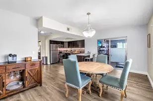 2000 NW 38th St, Oakland Park, FL 33305 - Photo 11