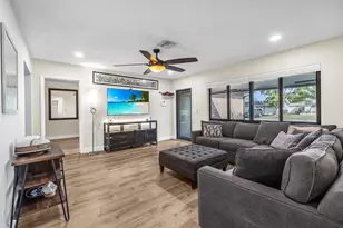 2000 NW 38th St, Oakland Park, FL 33305 - Photo 7