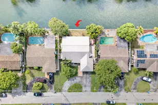 2000 NW 38th St, Oakland Park, FL 33305 - Photo 1