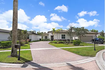 10616 Starling Way, West Palm Beach, FL 33412 - Photo 3