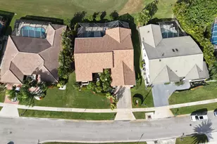 10767 Boca Woods Ln, Boca Raton, FL 33428 - Photo 9