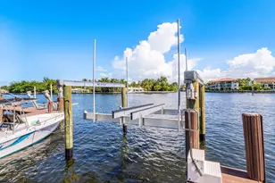 931 Palm Trail, Delray Beach, FL 33483 - Photo 37