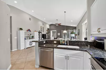 2544 Sandy Cay, West Palm Beach, FL 33411 - Photo 9