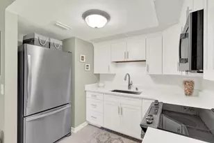 2069 NE Collins Cir, Jensen Beach, FL 34957 - Photo 5