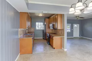 328 E Jasmine Dr, Lake Park, FL 33403 - Photo 11