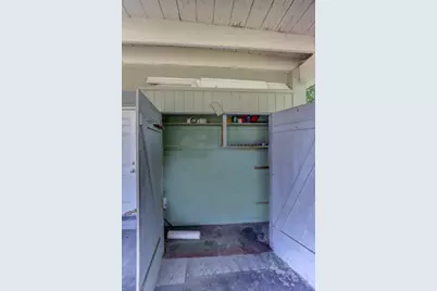 328 E Jasmine Drive, West Palm Beach, FL 33403 - Photo 27