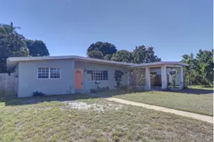 328 E Jasmine Dr, West Palm Beach, FL 33403 - Photo 5