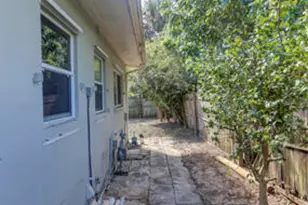 328 E Jasmine Dr, Lake Park, FL 33403 - Photo 15